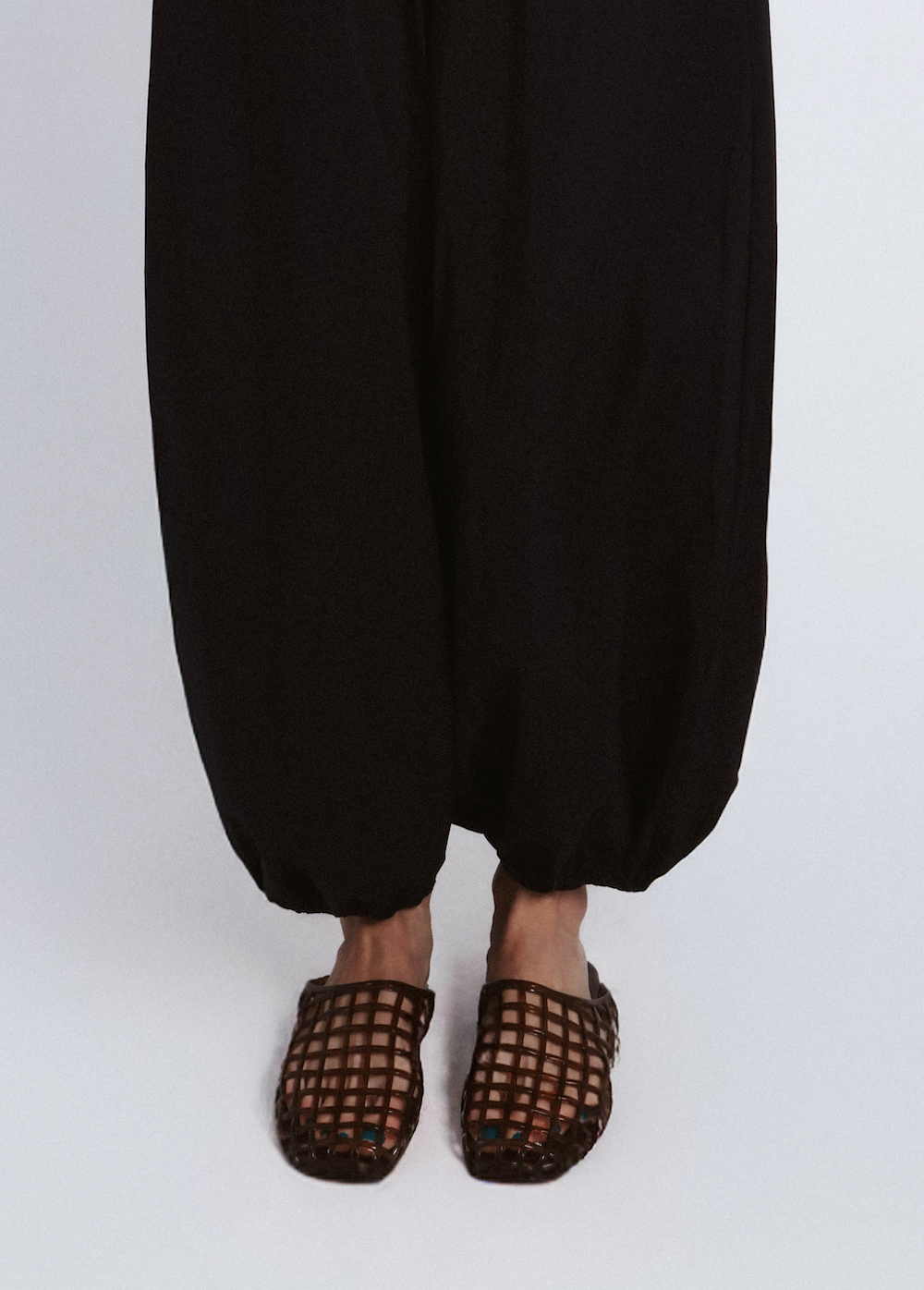 Openwork flat mules