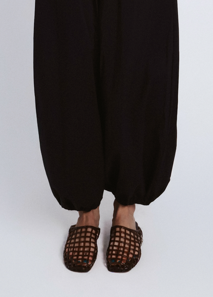 Openwork flat mules