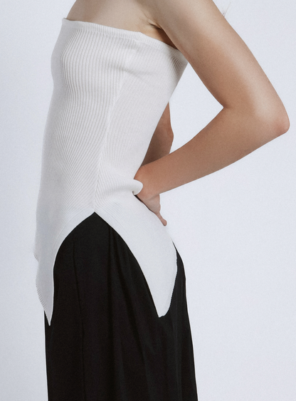 Asymmetrical mesh strapless bustier