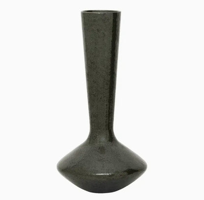 Vase Tynn.