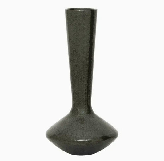 Vase Tynn.